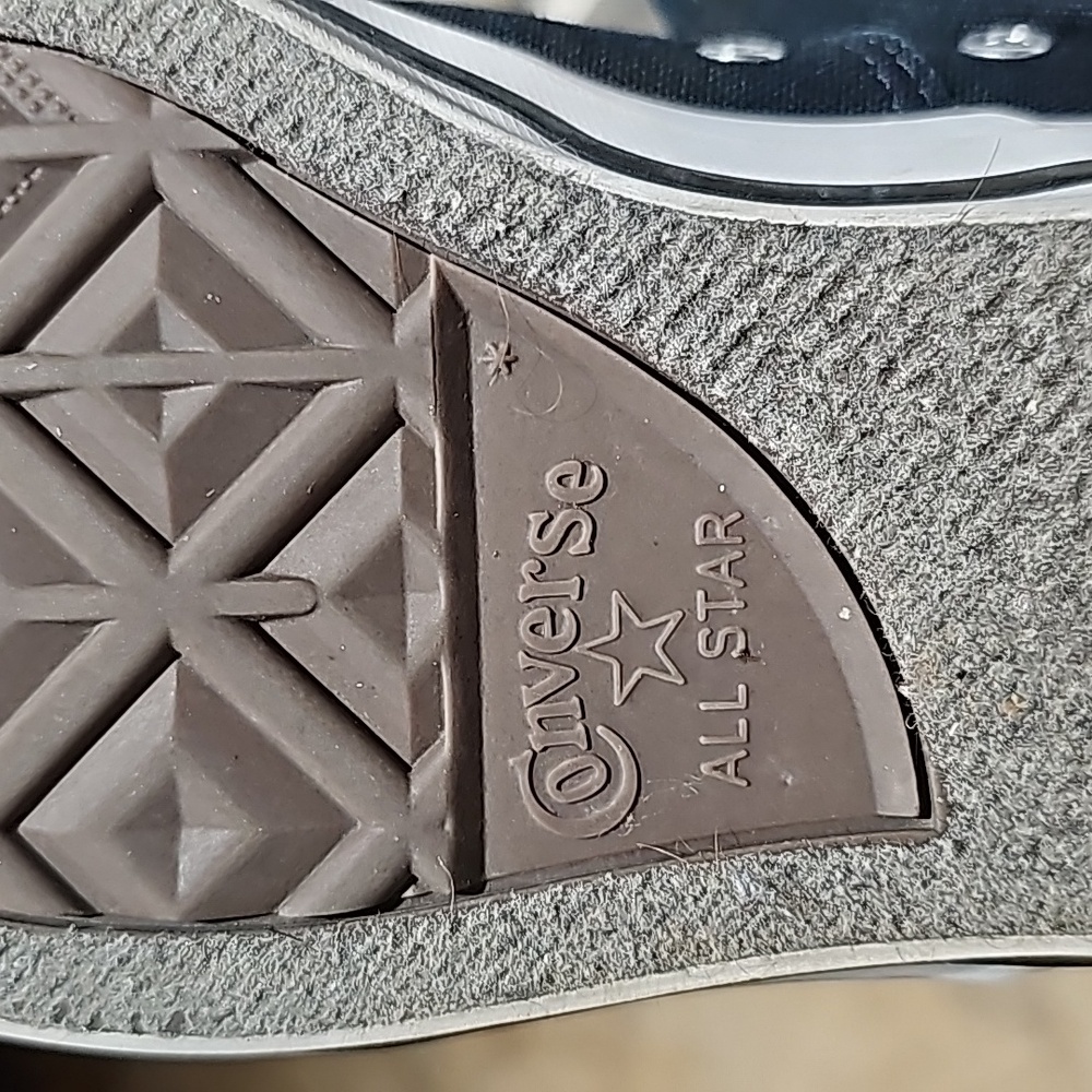 Converse All Star black and white shoes - Picture 9 of 10